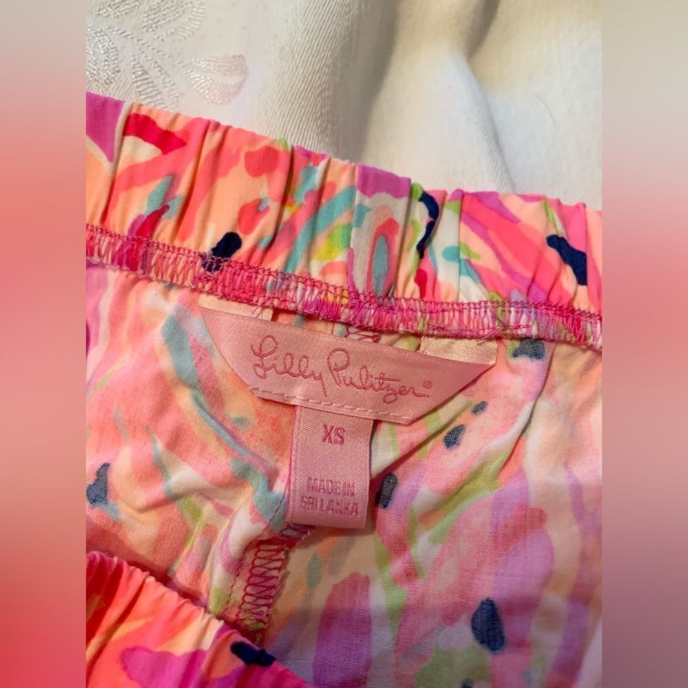 Lilly Pulitzer Shorts - Picture 3 of 5